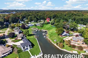 16119 Harbor Point Dr, Spring Lake, MI 49456 - Photo 11
