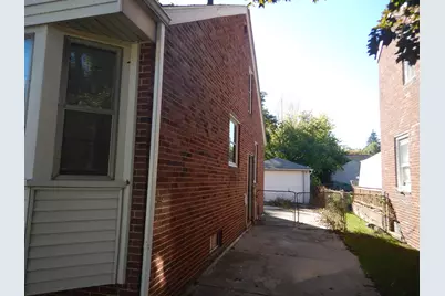 7677 Dacosta, Detroit, MI 48239 - Photo 3