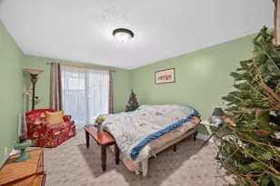 913 E High St, Greenville, MI 48838 - Photo 19