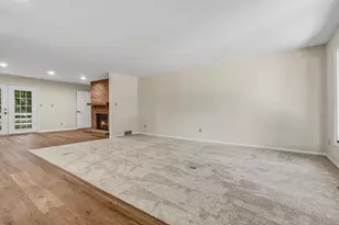 43618 Carla Dr, Paw Paw, MI 49079 - Photo 7