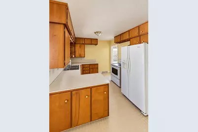 1412 Winchester Drive, Muskegon, MI 49441 - Photo 5