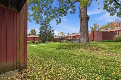 1809 Independence Boulevard #15B, Ann Arbor, MI 48104 - Photo 25