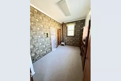 1020 Goguac Street W, Springfield, MI 49015 - Photo 9