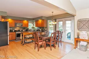 3355 Boyer St, Walled Lake, MI 48390 - Photo 15