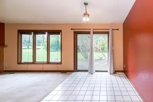 1371 Maplewood Dr, Saline, MI 48176 - Photo 15