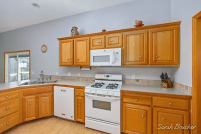 2482 Willow View Drive, Jenison, MI 49428 - Photo 11