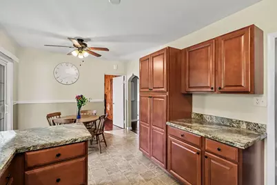 707 S Lagrave Street, Paw Paw, MI 49079 - Photo 7