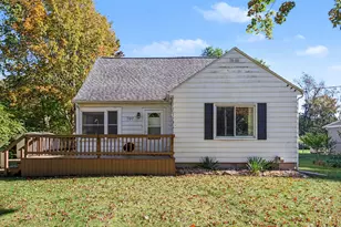 707 S Lagrave St, Paw Paw, MI 49079 - Photo 1