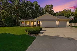 14314 Sunview Dr, Holland, MI 49424 - Photo 1
