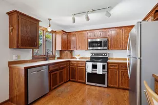 14314 Sunview Dr, Holland, MI 49424 - Photo 11