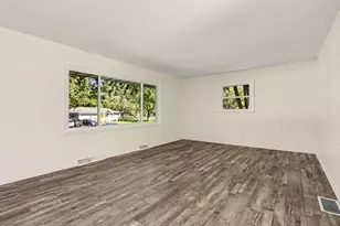 864 Ansley Dr, Saint Joseph, MI 49085 - Photo 5