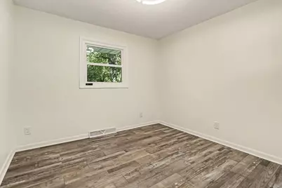 864 Ansley Drive, Saint Joseph, MI 49085 - Photo 11