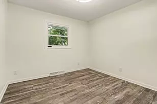 864 Ansley Dr, Saint Joseph, MI 49085 - Photo 11