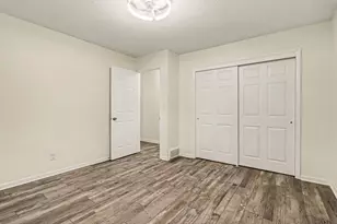 864 Ansley Dr, Saint Joseph, MI 49085 - Photo 15