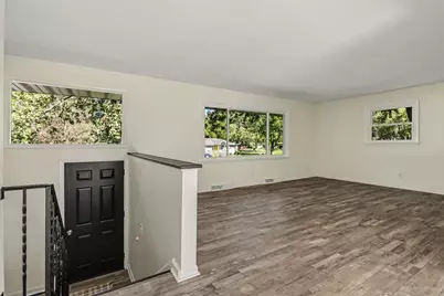 864 Ansley Drive, Saint Joseph, MI 49085 - Photo 3