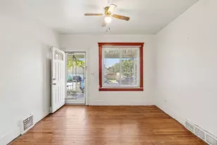 1045 5th St, Wyandotte, MI 48192 - Photo 7
