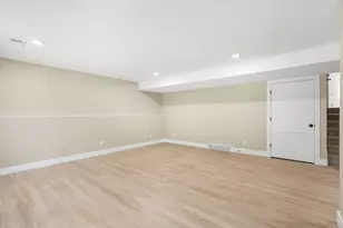 3803 S Brooks Rd, Muskegon, MI 49444 - Photo 23