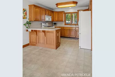 7043 Maplelawn Drive, Hudsonville, MI 49426 - Photo 29