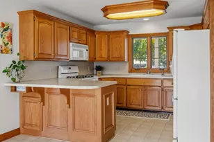 7043 Maplelawn Dr, Hudsonville, MI 49426 - Photo 29