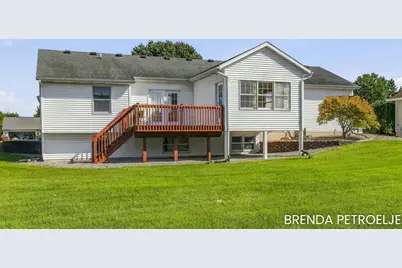 7043 Maplelawn Drive, Hudsonville, MI 49426 - Photo 21