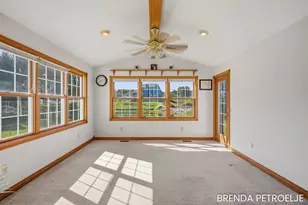 7043 Maplelawn Dr, Hudsonville, MI 49426 - Photo 15