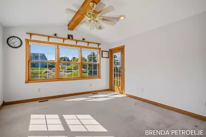 7043 Maplelawn Drive, Hudsonville, MI 49426 - Photo 17