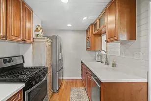 858 St Joseph St, South Haven, MI 49090 - Photo 13