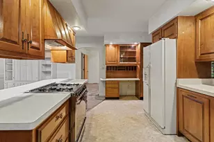 4250 Beckley Rd, Battle Creek, MI 49015 - Photo 5