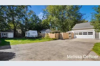 2667 Meyer Avenue SW, Wyoming, MI 49519 - Photo 35