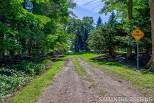 1571 Waukazoo Dr, Holland, MI 49424 - Photo 53