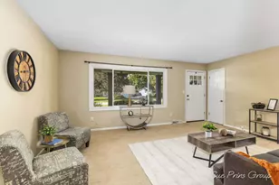 1714 Honeybrook Dr, Jenison, MI 49428 - Photo 3