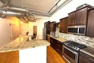 49 Monroe Center St NW, Grand Rapids, MI 49503 - Photo 15