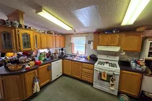 7995 Ivan Dr, Parma, MI 49269 - Photo 15