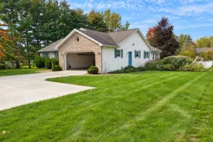 2615 College Rd, Holt, MI 48842 - Photo 25