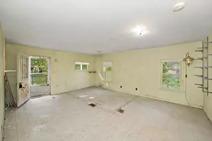 9245 Cedar Lake Rd, Pinckney, MI 48169 - Photo 11