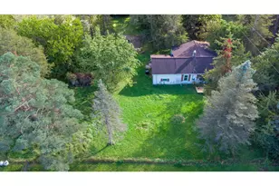 9245 Cedar Lake Rd, Pinckney, MI 48169 - Photo 25