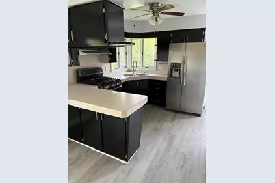 1324 N Waterloo Avenue, Jackson, MI 49202 - Photo 9
