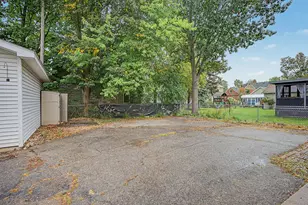 514 W Green St, Marshall, MI 49068 - Photo 33