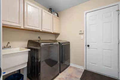 7519 Green Meadow Lane, Canton, MI 48187 - Photo 23