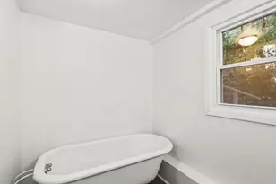 2426 Charles Ave, Kalamazoo, MI 49048 - Photo 15