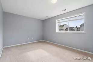 5750 Sugarberry Dr SE, Kentwood, MI 49512 - Photo 17