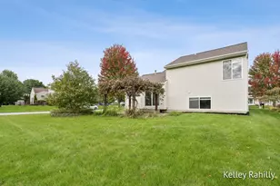 5750 Sugarberry Dr SE, Kentwood, MI 49512 - Photo 25