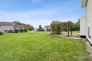 5750 Sugarberry Dr SE, Kentwood, MI 49512 - Photo 27