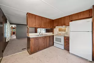 33208 Clark Ln, Niles, MI 49120 - Photo 5