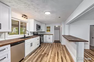 178 W Muskegon Street NE, Cedar Springs, MI 49319 - Photo 5