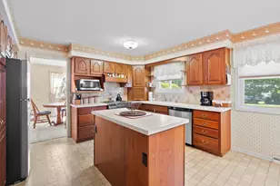6314 Trotwood St, Portage, MI 49024 - Photo 13