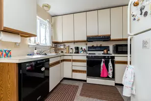 720 N Maple Rd, Ann Arbor, MI 48103 - Photo 13