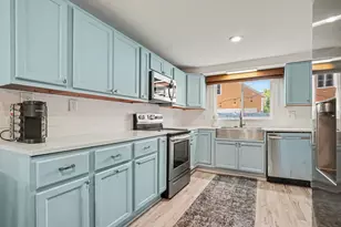 66 Lakeview Ave, Norton Shores, MI 49444 - Photo 7