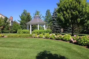24628 Cavendish Ave E, Novi, MI 48375 - Photo 13
