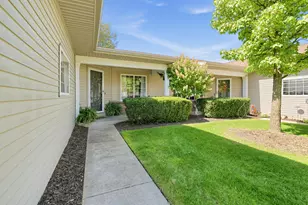 2615 Cascade Pl Dr SE, Grand Rapids, MI 49546 - Photo 5